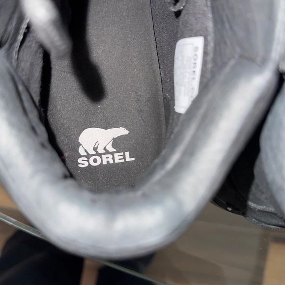 Sorel women’s boots - Picture 6 of 6